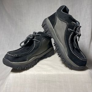 Route 66 Boys Ankle Boots. Suede. Laces. Two Tone. size 4.5